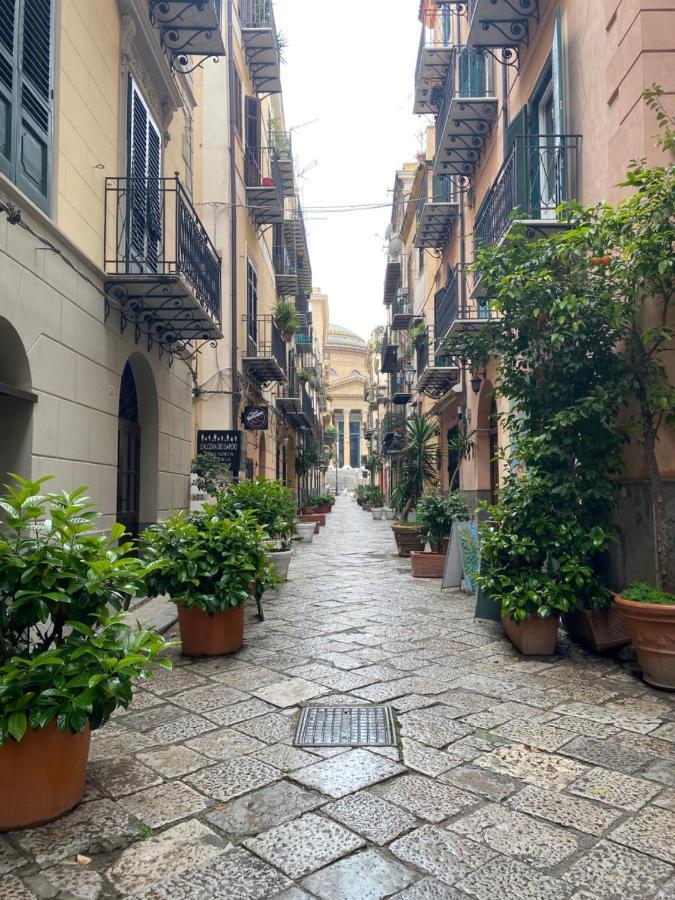 Tanto Di Cappello Home Palermo Exterior photo